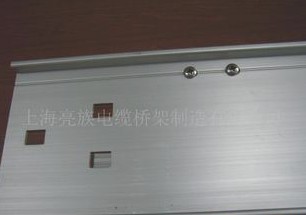 镀锌金属桥架经历过加工后的处理